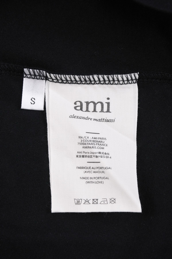 ブランドTシャツ角部分ディテール